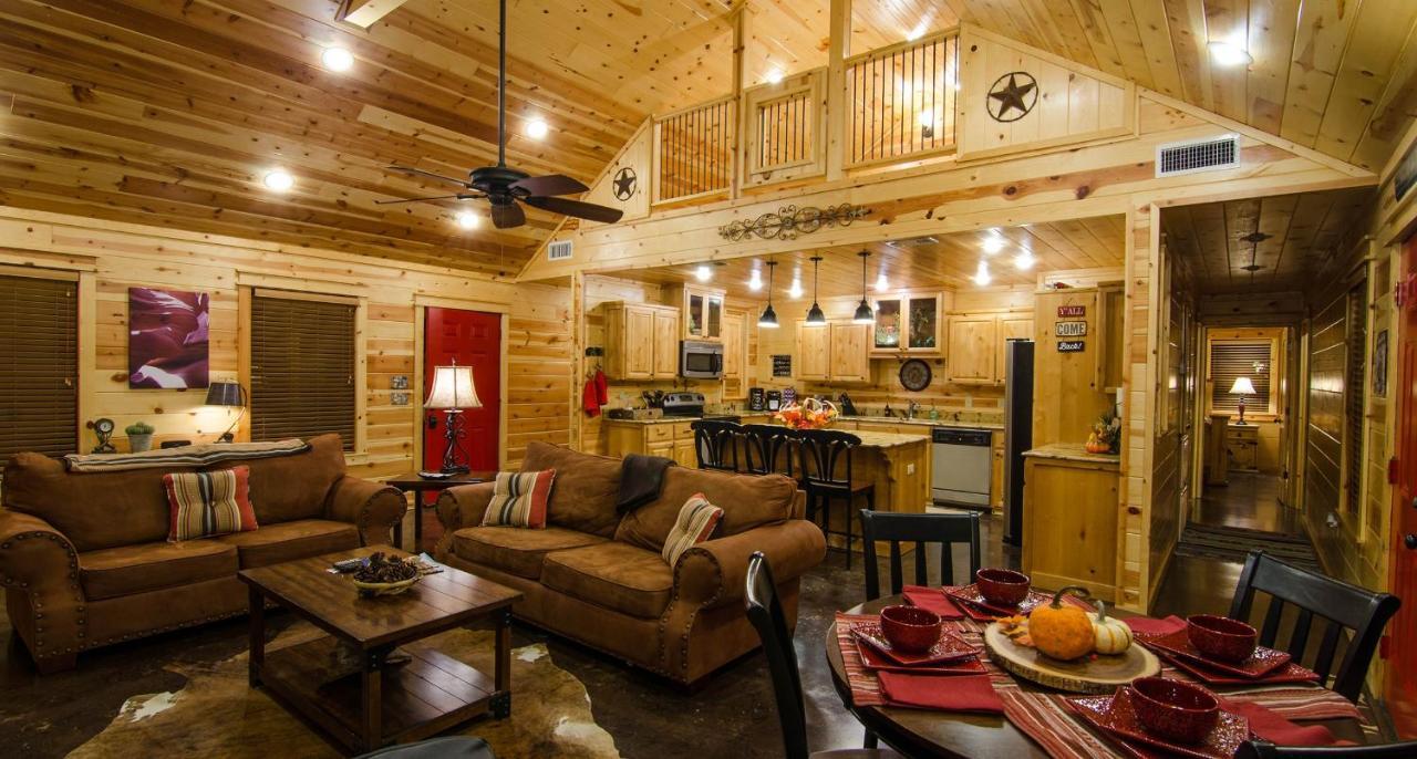 Shine On Harvest Moon W Bbq Broken Bow Exterior foto